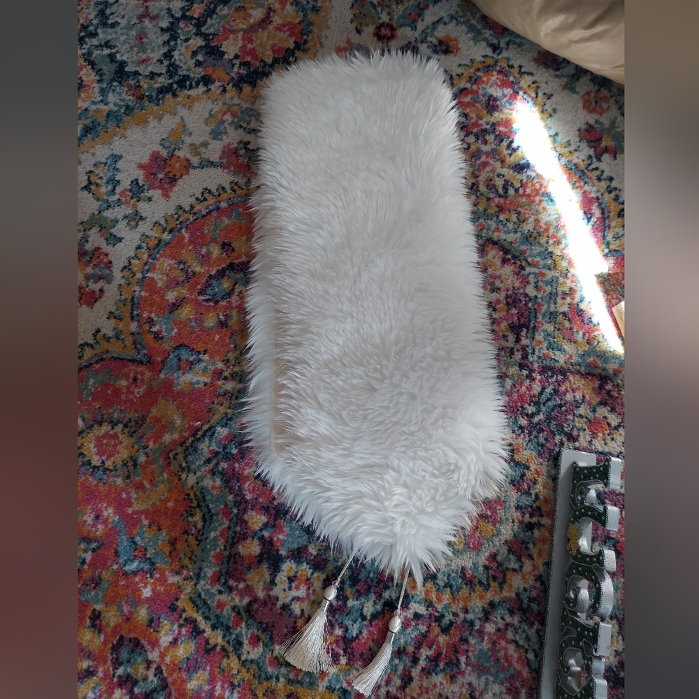 Luxurious White Faux Fur Table Runner